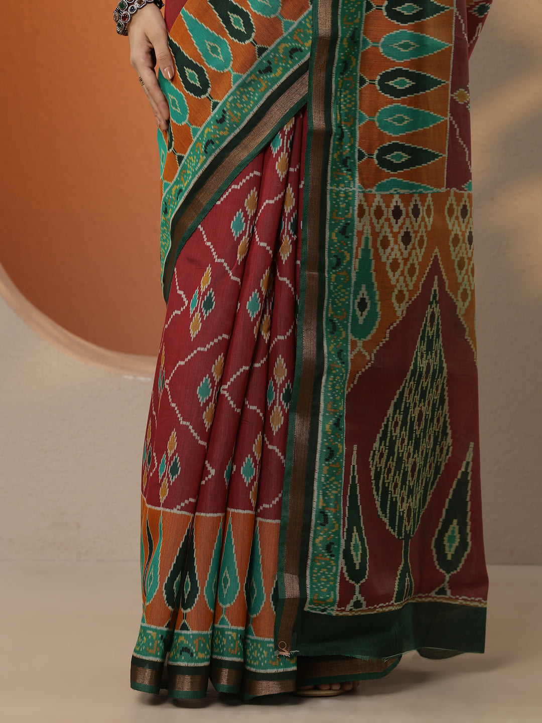  Pink Ikkat Printed Silk Blend Saree With Unstitched Blouse Piece 
