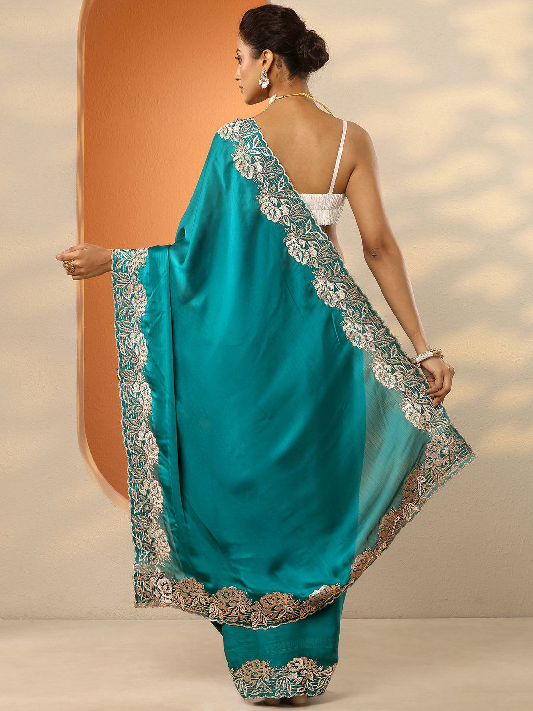  Green Embroidered Pure Chiffon Saree With Unstitched Blouse Piece 