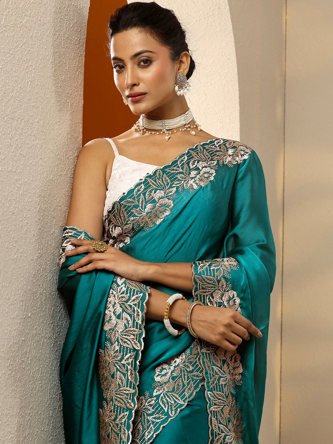 Green Embroidered Pure Chiffon Saree With Unstitched Blouse Piece