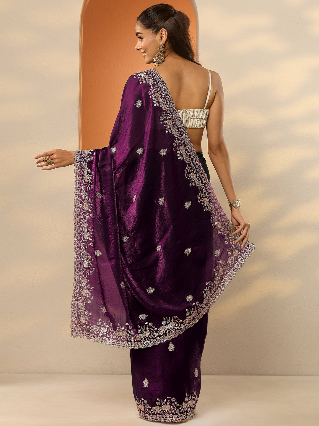  Magenta Embroidered Organza Saree With Unstitched Blouse Piece 