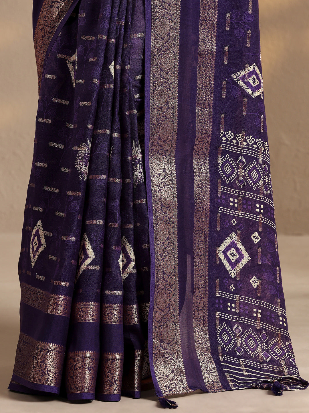  Purple Woven Design Silk Blend Saree With Unstitched Blouse Piece 