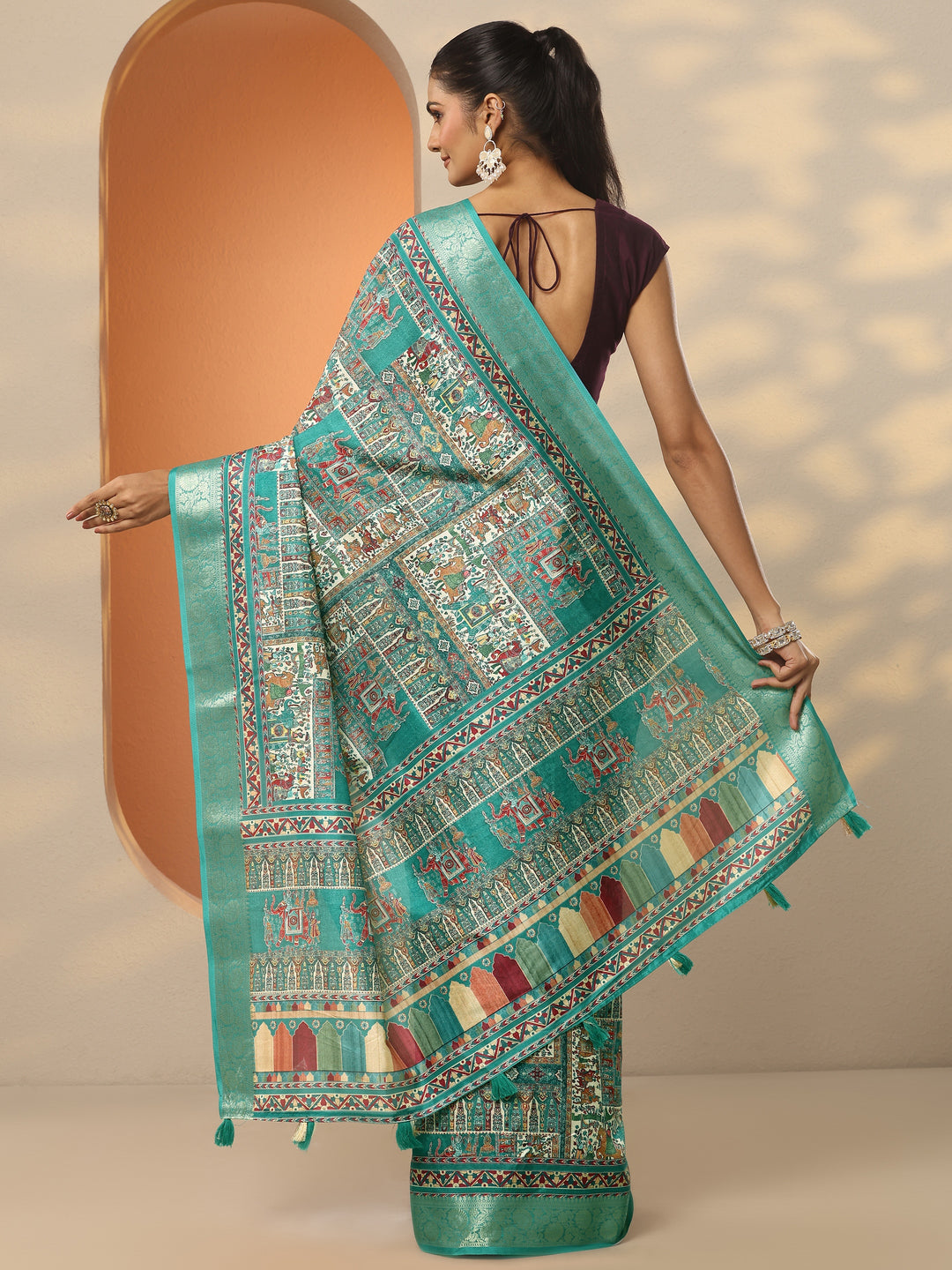  Green Printed Silk Blend Saree With Unstitched Blouse Piece 