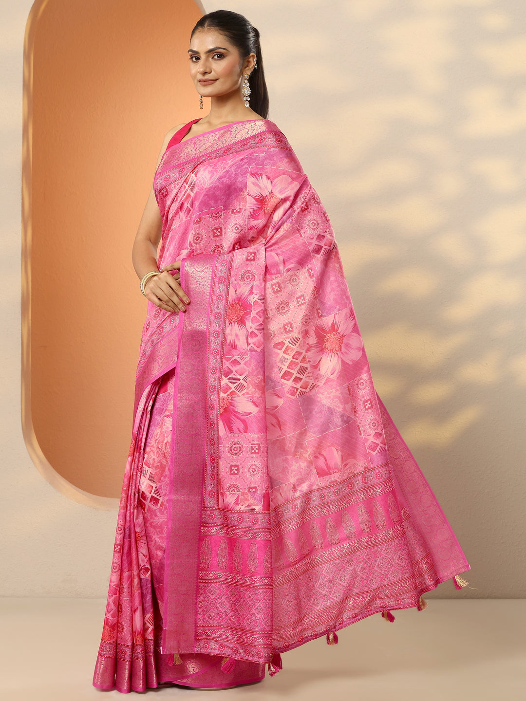 Pink Printed Silk Blend Saree With Unstitched Blouse Piece 