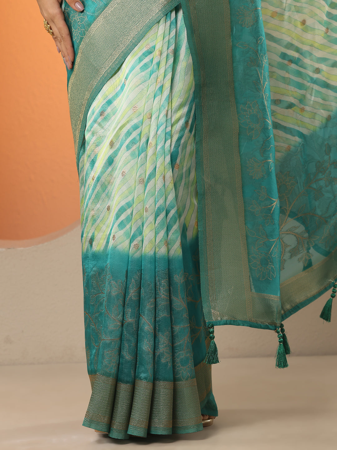  Green Leheriya Printed Organza Saree With Unstitched Blouse Piece 