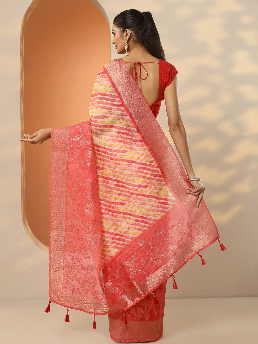  Coral Leheriya Printed Organza Saree With Unstitched Blouse Piece 