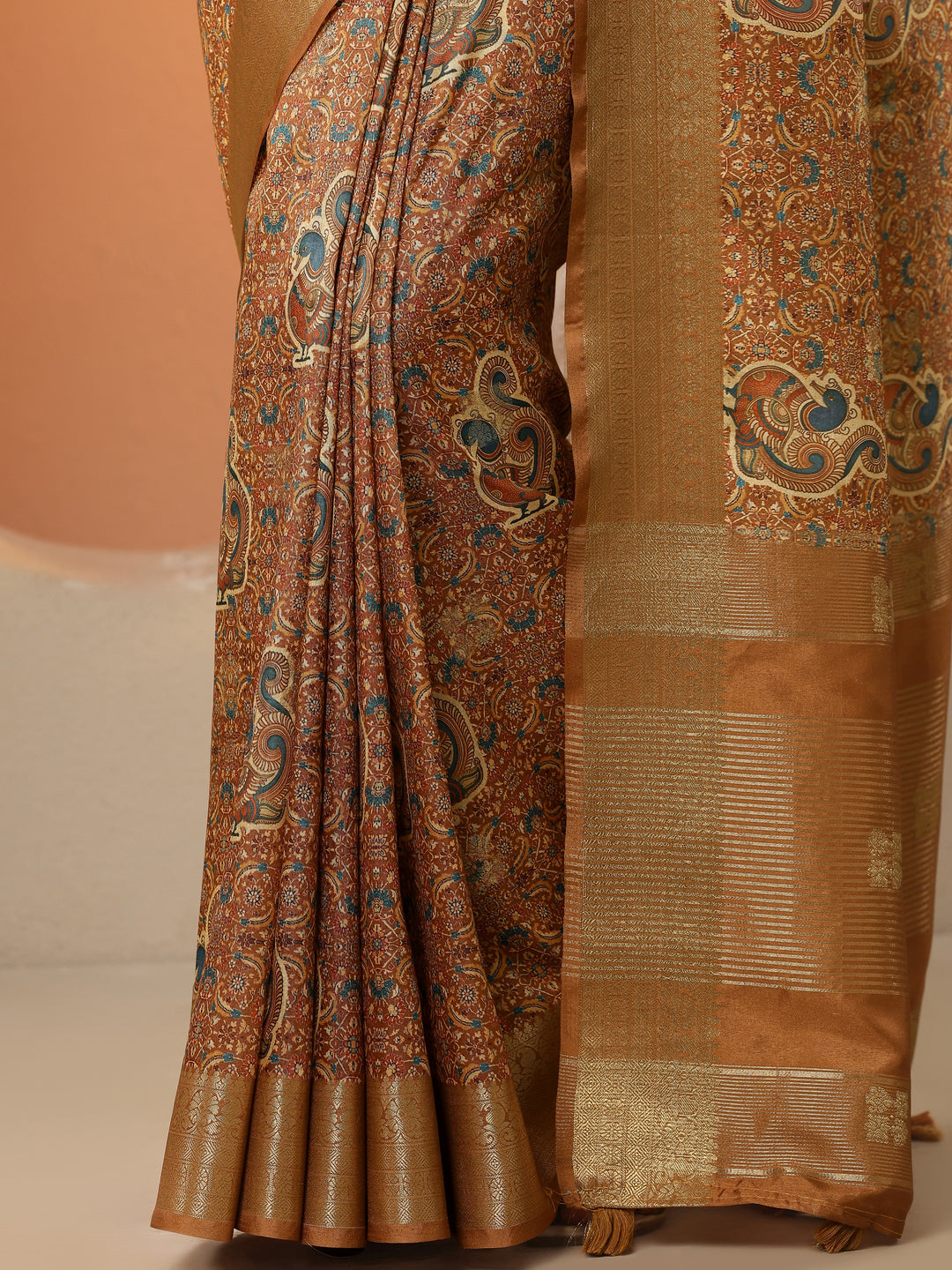  Mustard Printed Silk Blend Saree With Unstitched Blouse Piece 