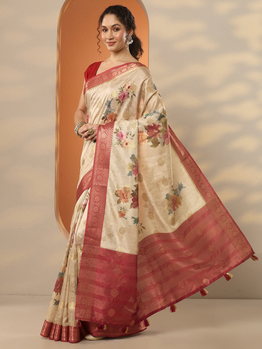  Beige Printed Silk Blend Saree With Unstitched Blouse Piece 