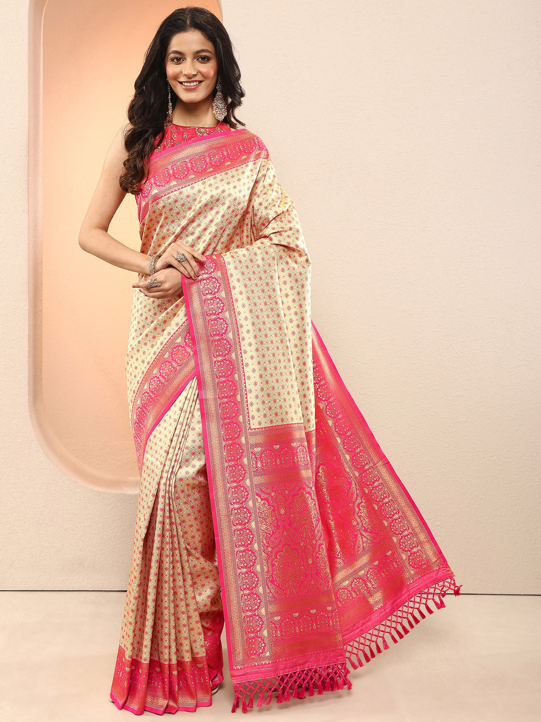  Gold Woven Design Silk Blend Saree With Unstitched Blouse Piece 