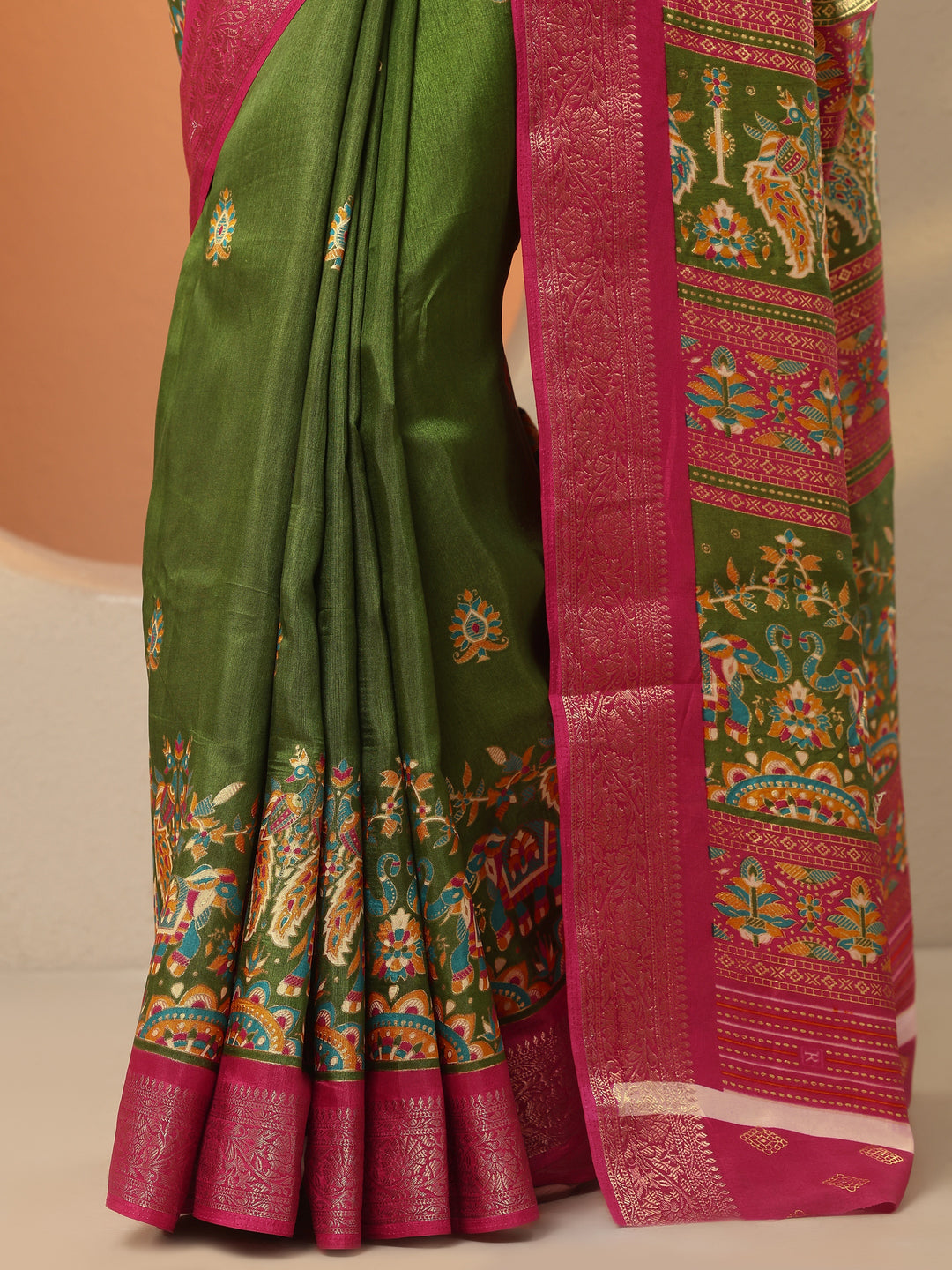  Green Printed Silk Blend Saree With Unstitched Blouse Piece 