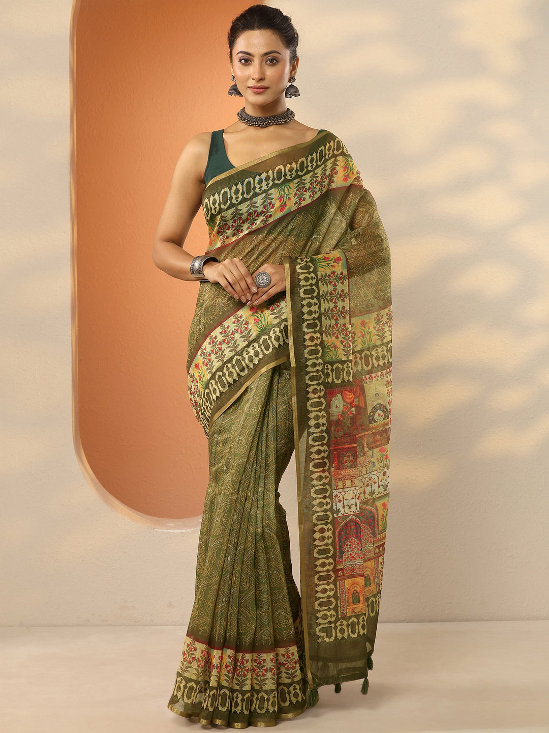  Green Printed Silk Blend Saree With Unstitched Blouse Piece 