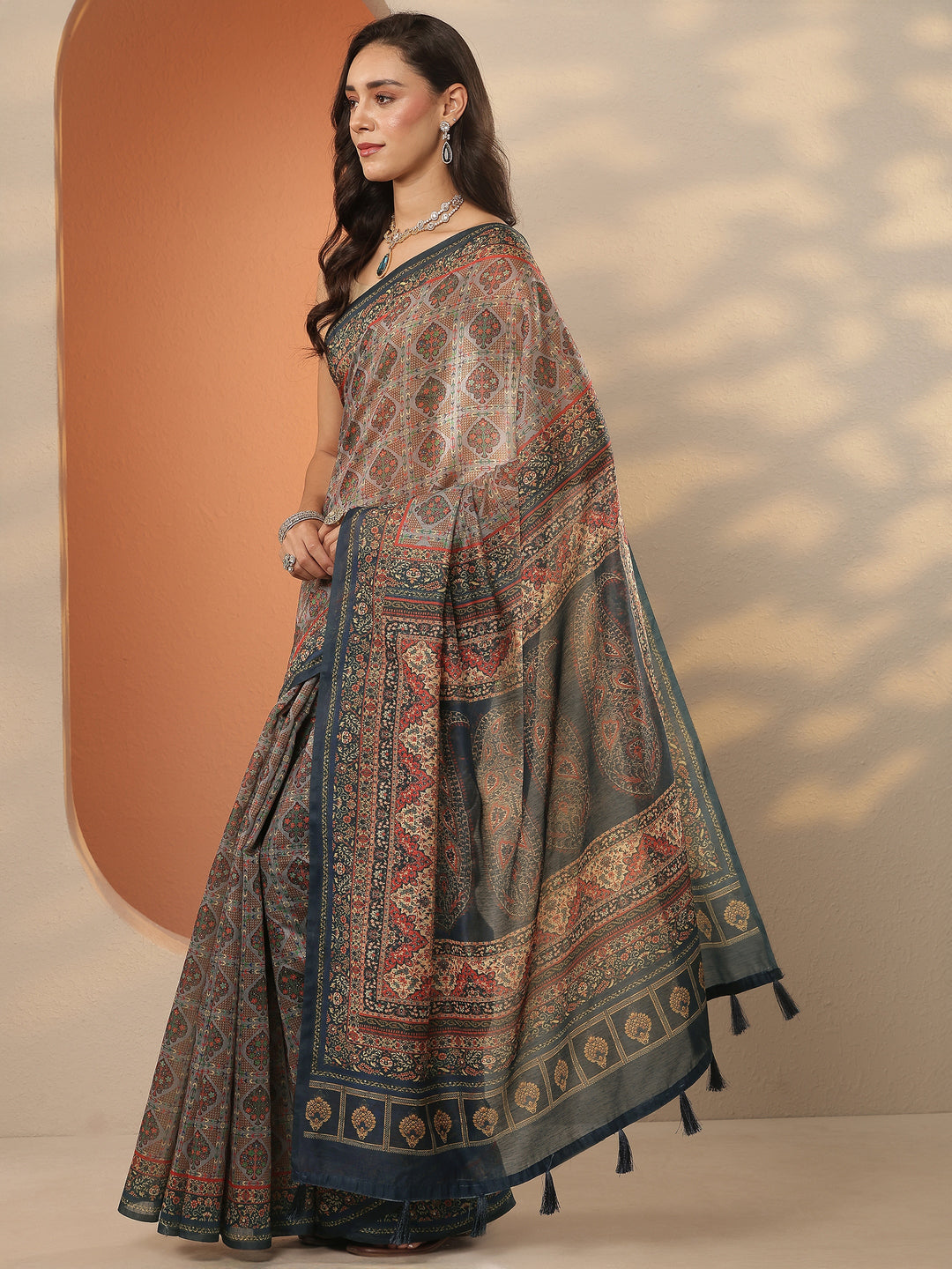  Multi Printed Silk Blend Saree With Unstitched Blouse Piece 