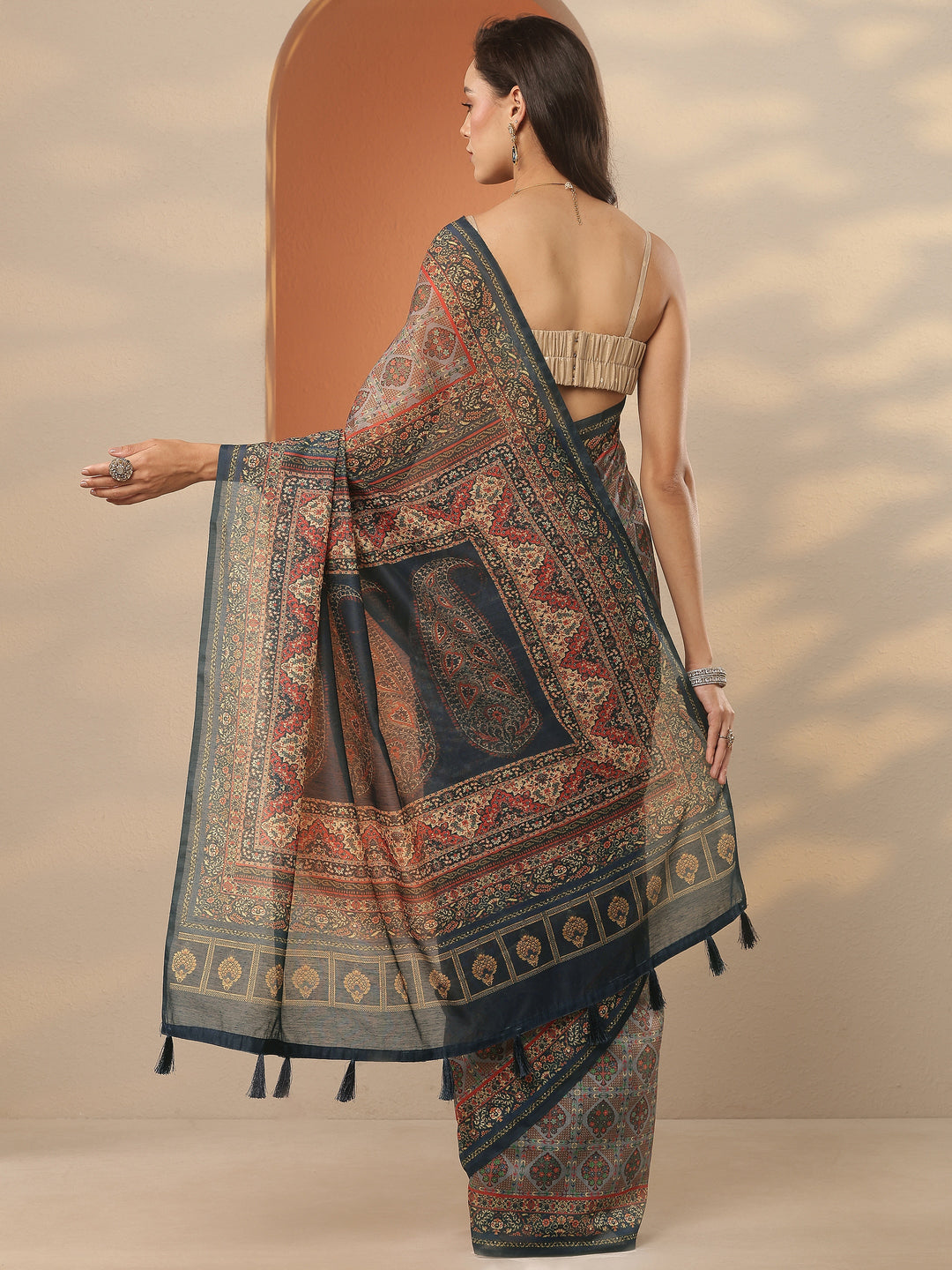  Multi Printed Silk Blend Saree With Unstitched Blouse Piece 