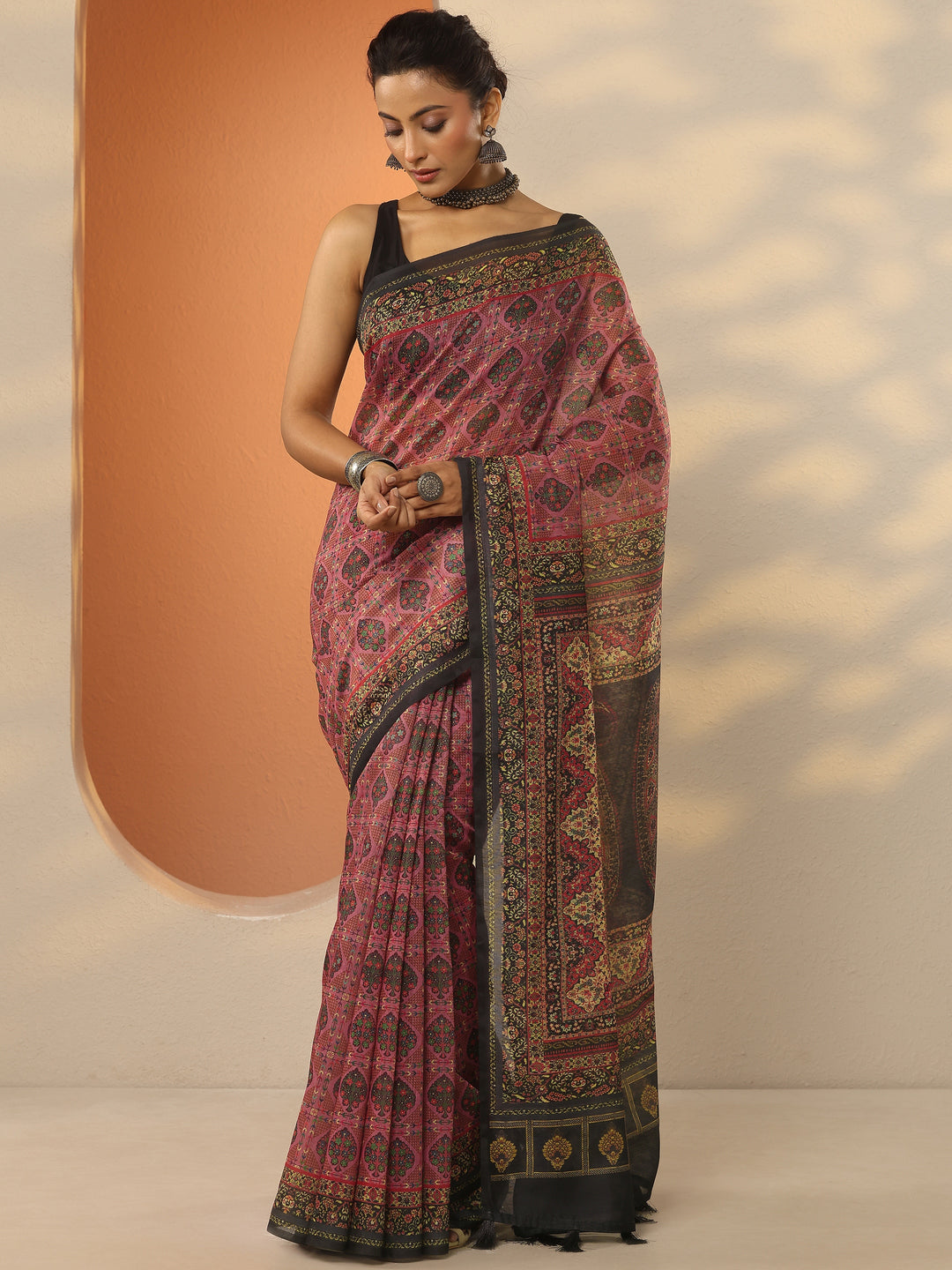  Multi Printed Silk Blend Saree With Unstitched Blouse Piece 