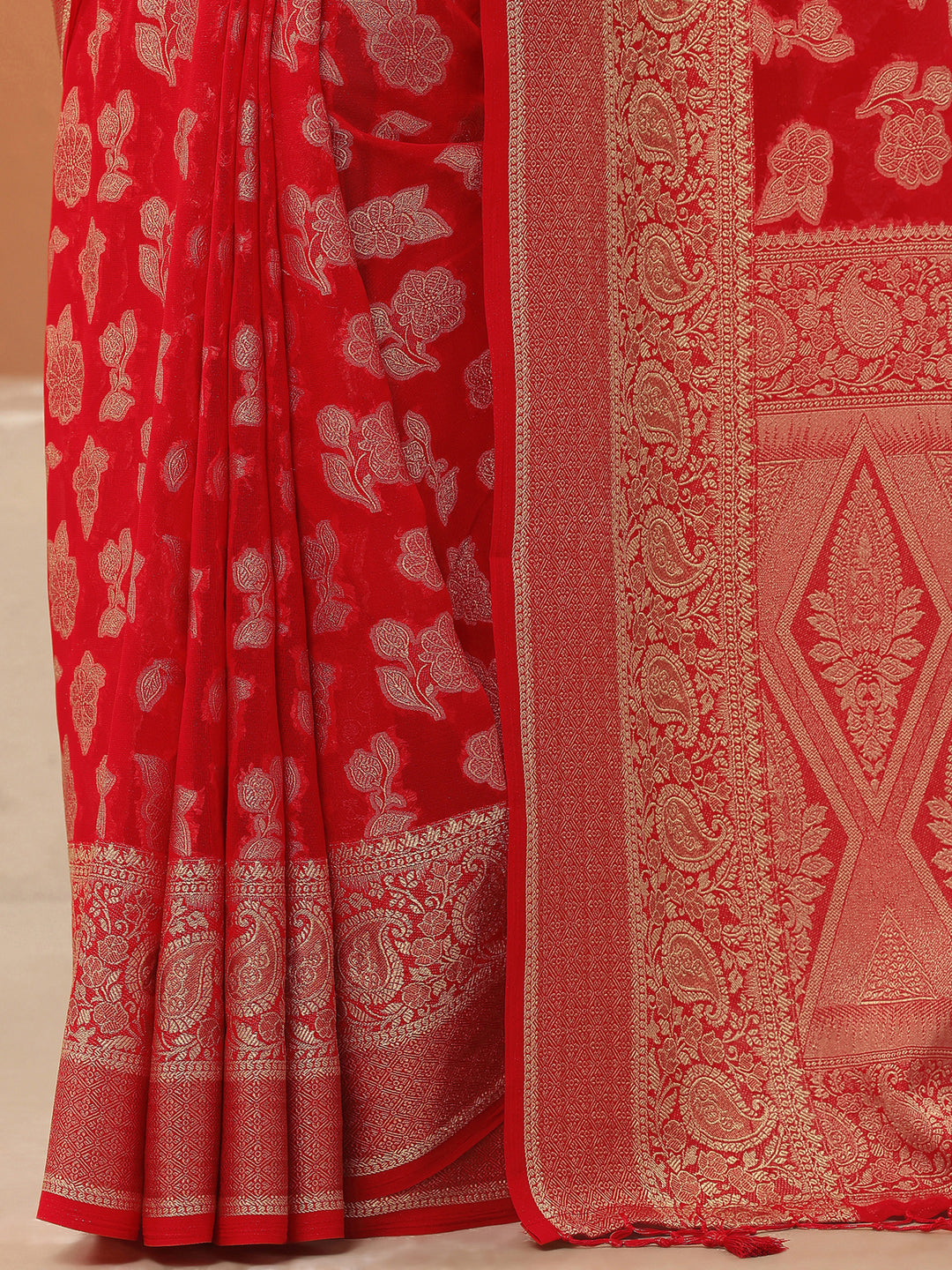  Red Woven Design Pure Georgette Saree With Unstitched Blouse Piece 