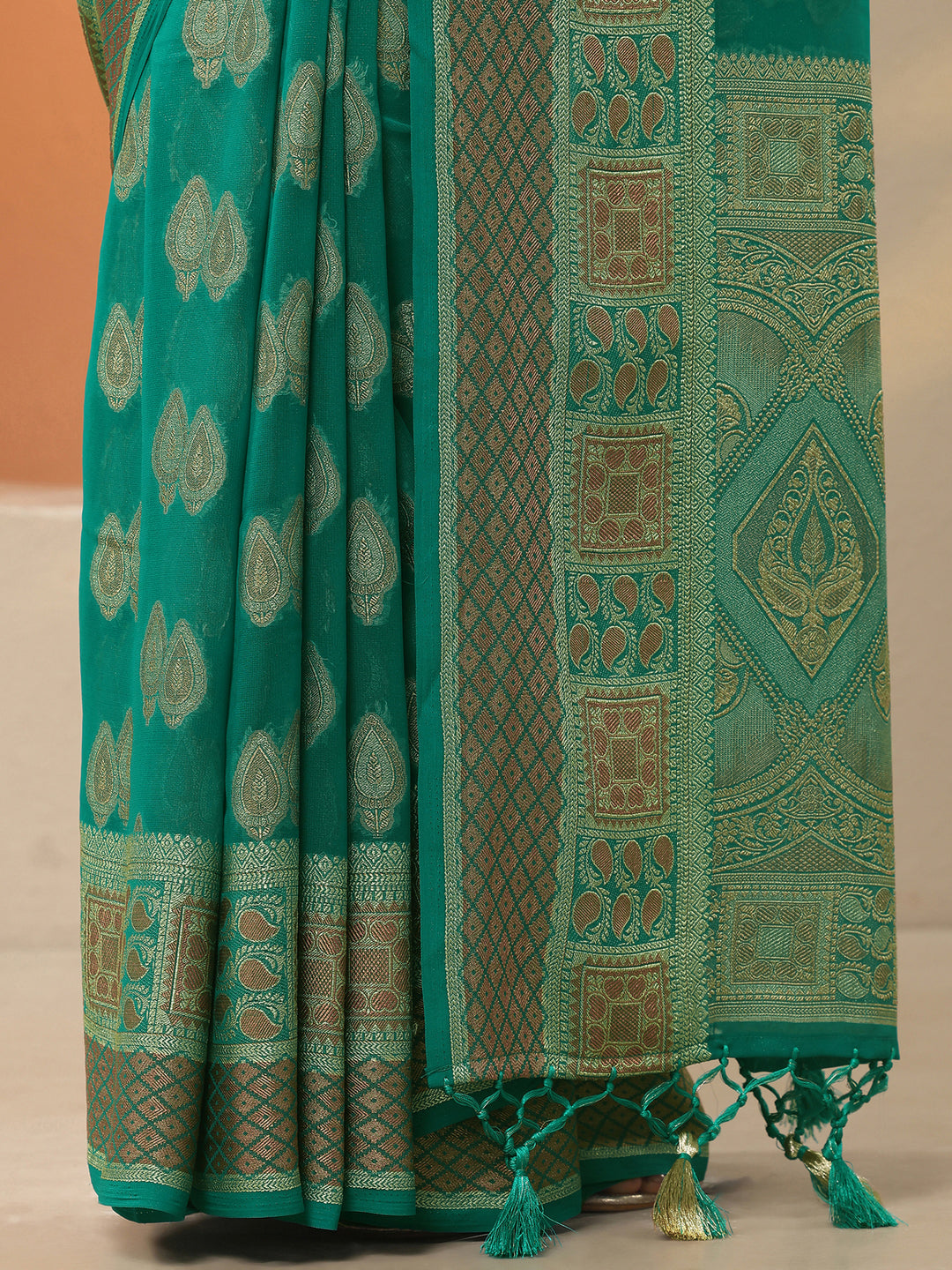 Green Woven Design Pure Georgette Saree With Unstitched Blouse Piece 