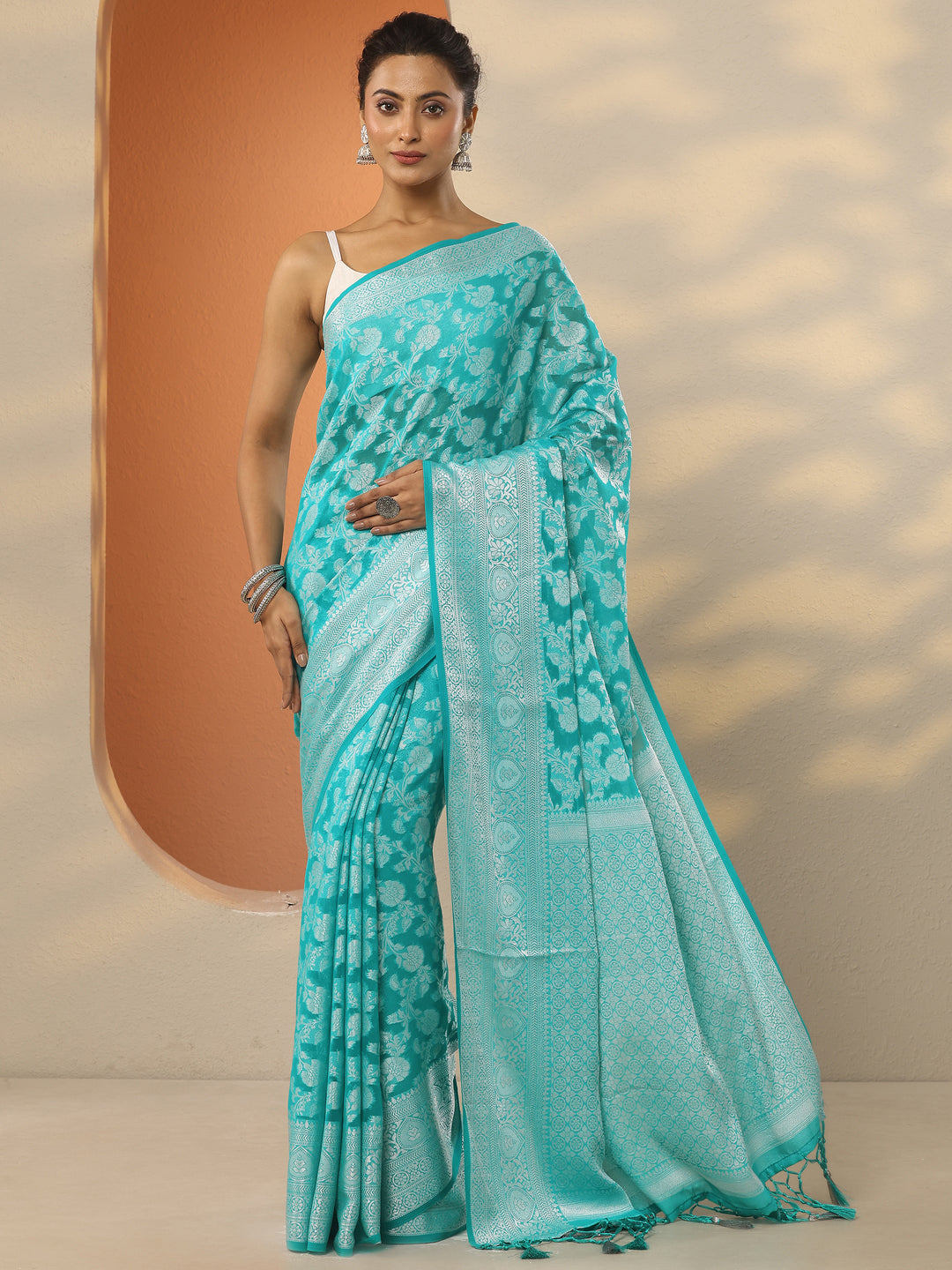  Green Woven Design Pure Georgette Saree With Unstitched Blouse Piece 