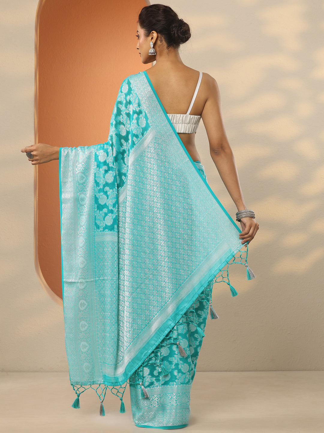  Green Woven Design Pure Georgette Saree With Unstitched Blouse Piece 