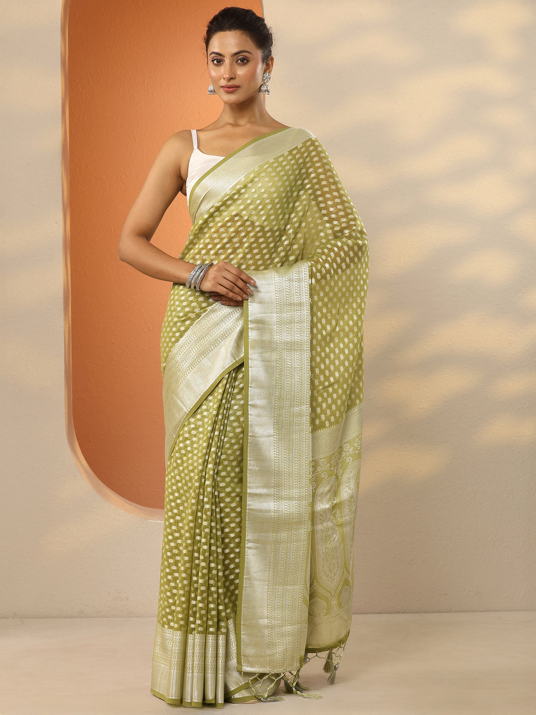  Green Woven Design Pure Georgette Saree With Unstitched Blouse Piece 