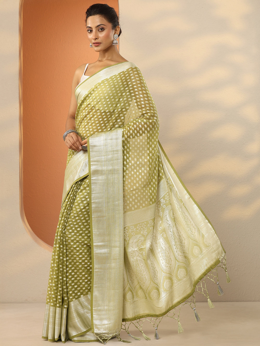  Green Woven Design Pure Georgette Saree With Unstitched Blouse Piece 