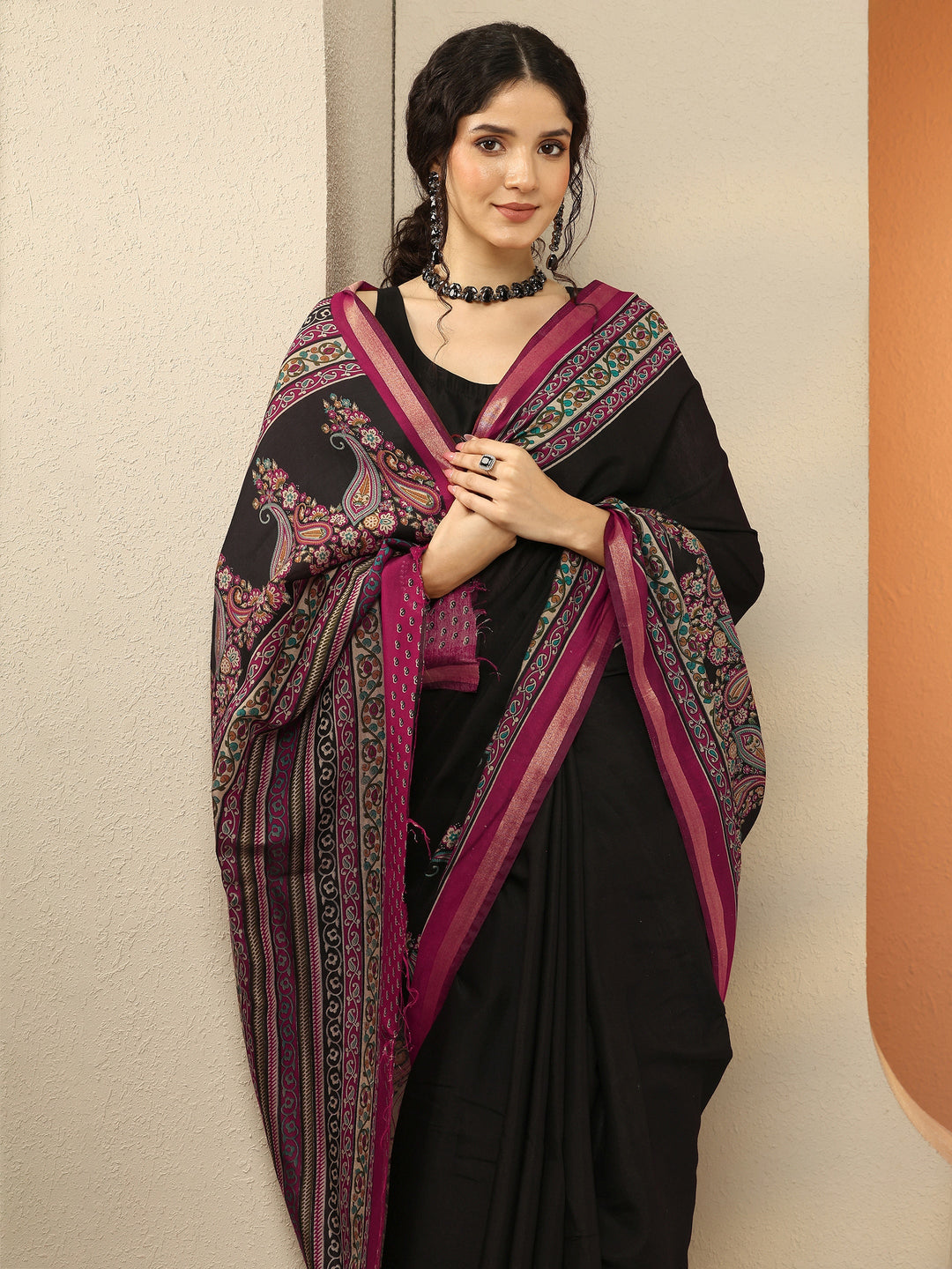  Black Paisley Printed Silk Blend Saree With Unstitched Blouse Piece 