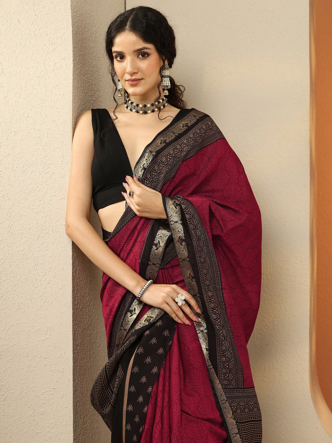  Red Printed Silk Blend Saree With Unstitched Blouse Piece 