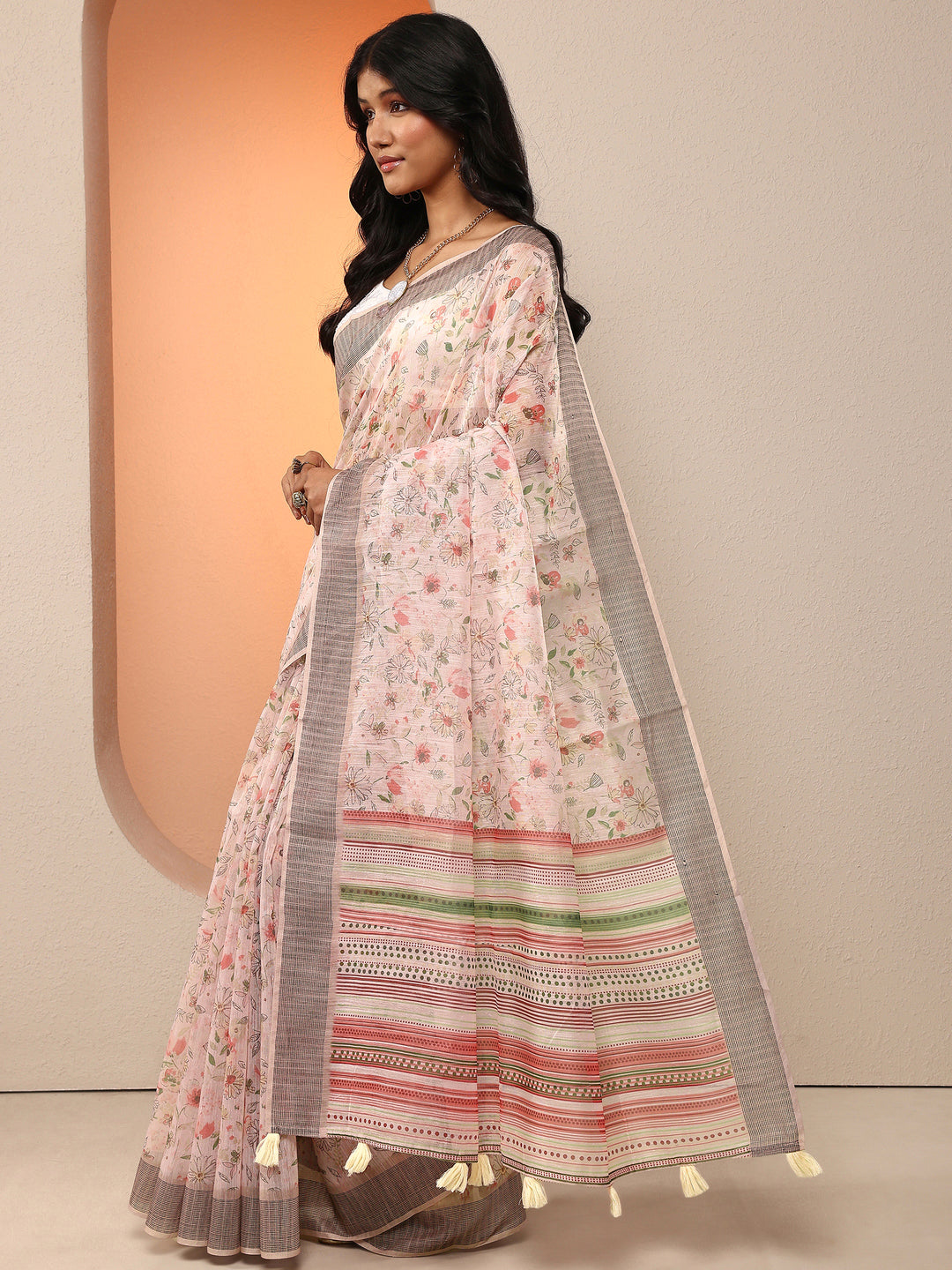  Peach Printed Linen Saree With Unstitched Blouse Piece 