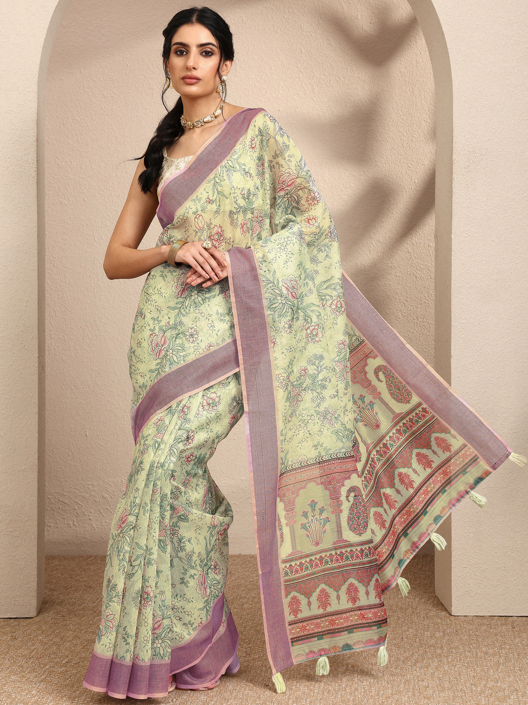  Green Printed Linen Saree With Unstitched Blouse Piece 