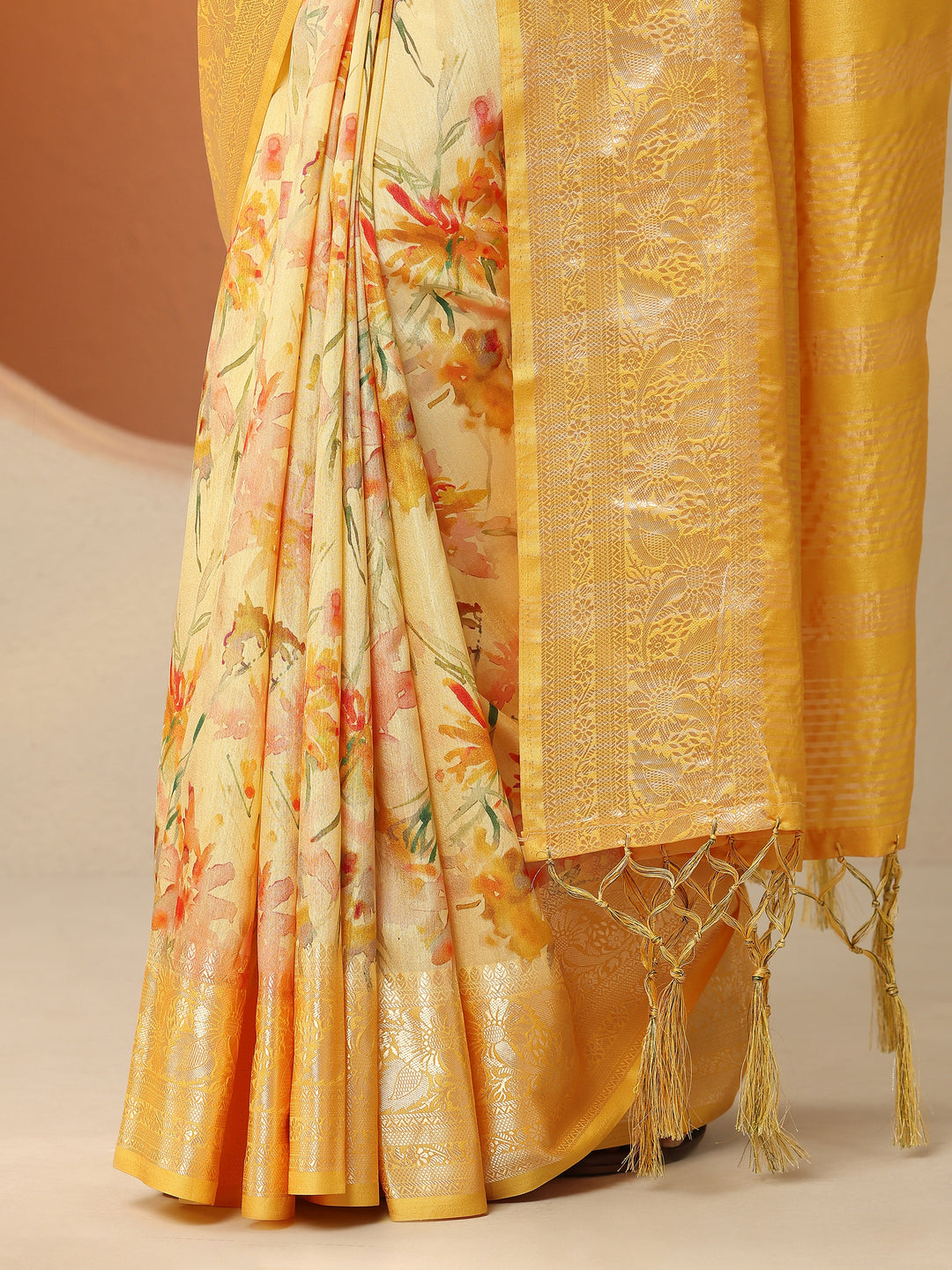  Yellow Printed Silk Blend Saree With Unstitched Blouse Piece 