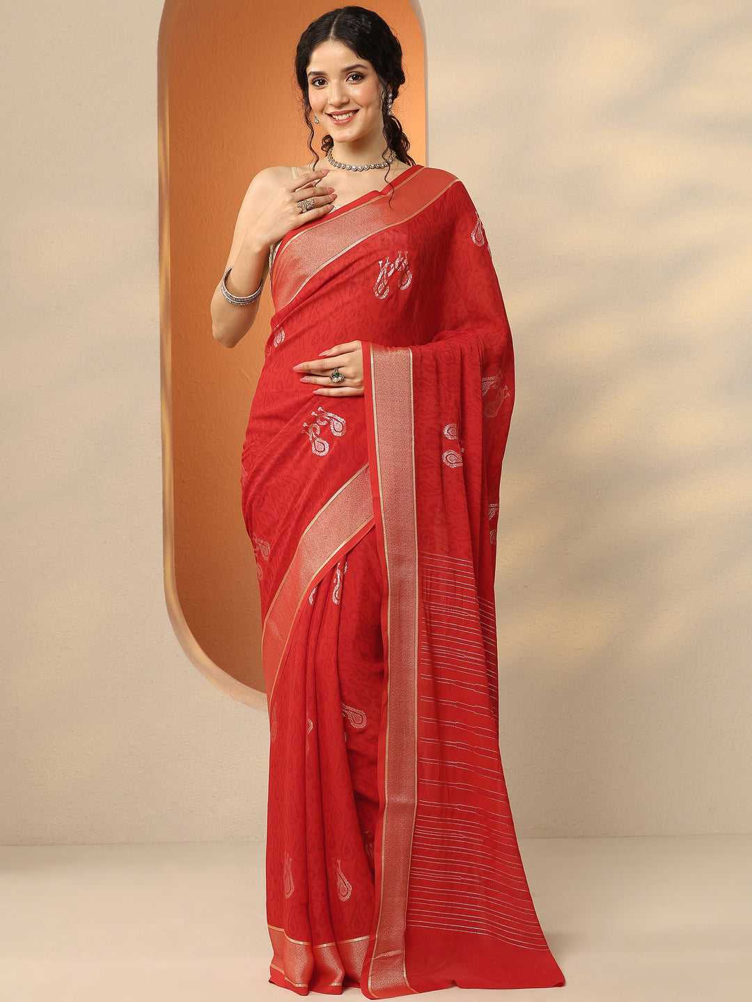  Red Paisley Printed Georgette Saree With Unstitched Blouse Piece 