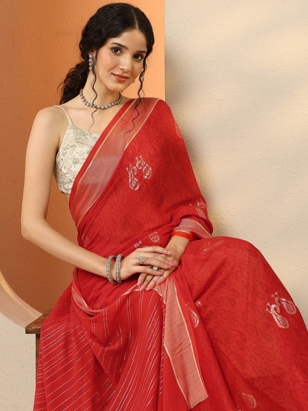  Red Paisley Printed Georgette Saree With Unstitched Blouse Piece 