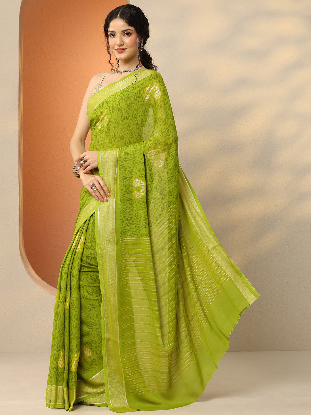  Green Paisley Printed Georgette Saree With Unstitched Blouse Piece 