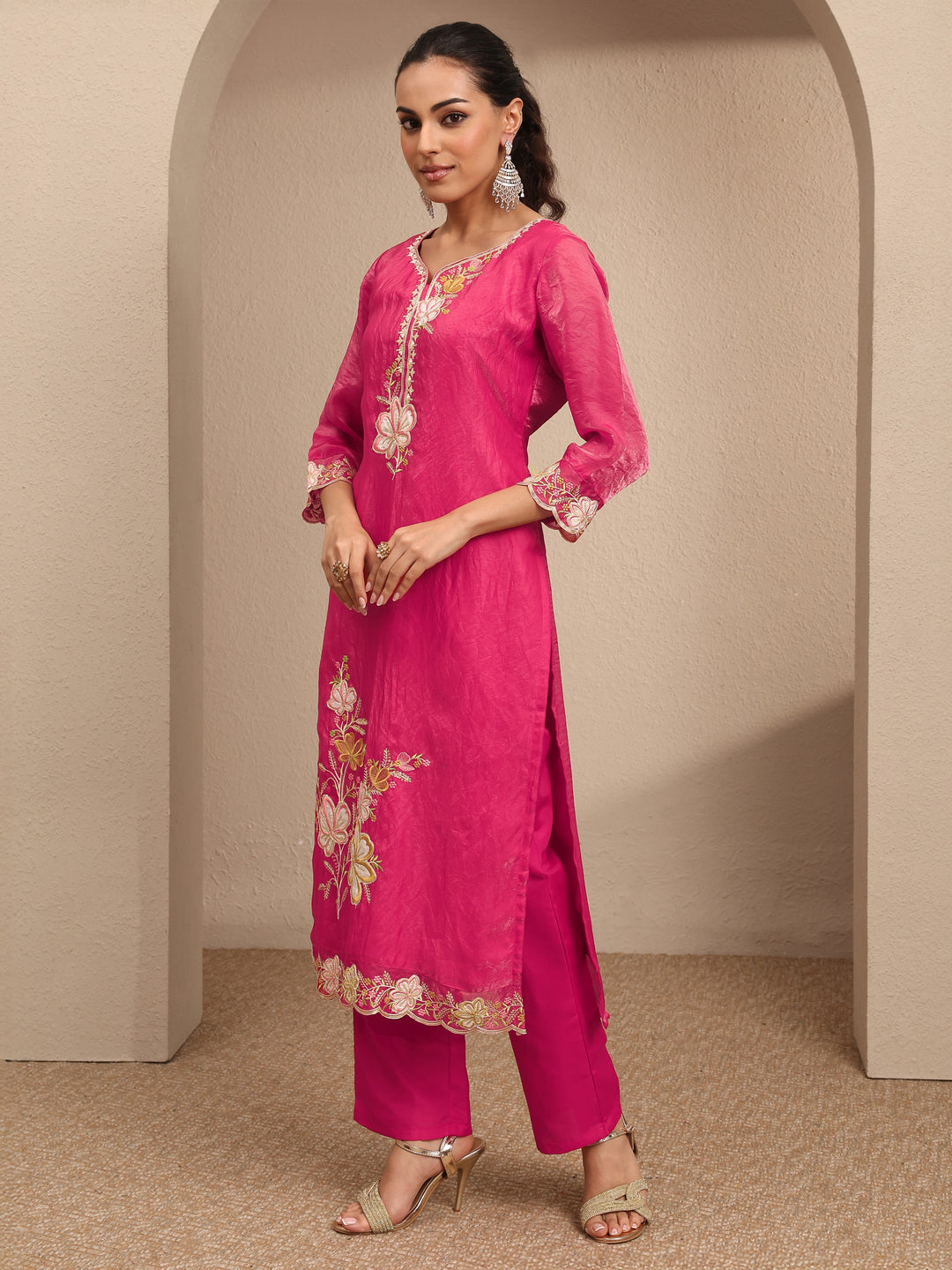  Pink Embroidered Organza Straight Suit Set With Dupatta 