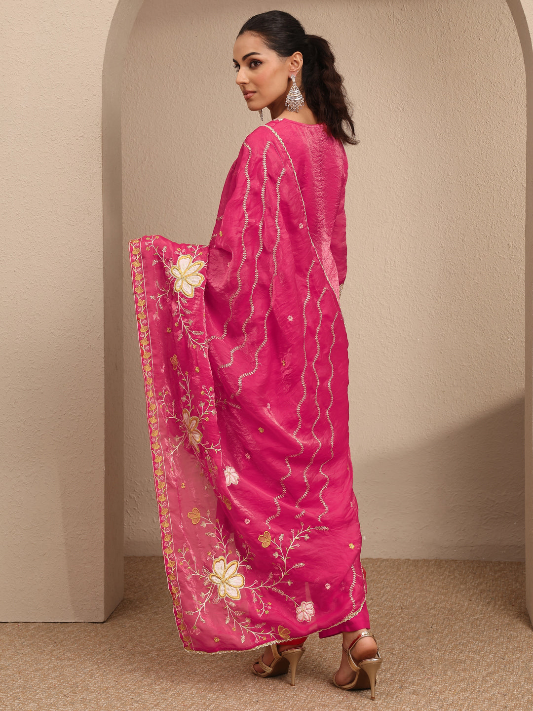  Pink Embroidered Organza Straight Suit Set With Dupatta 
