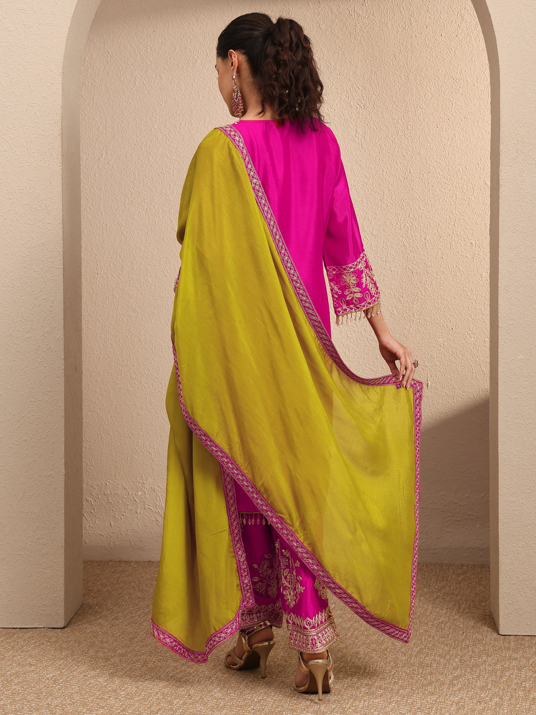  Pink Embroidered Silk Blend Straight Suit Set With Dupatta 