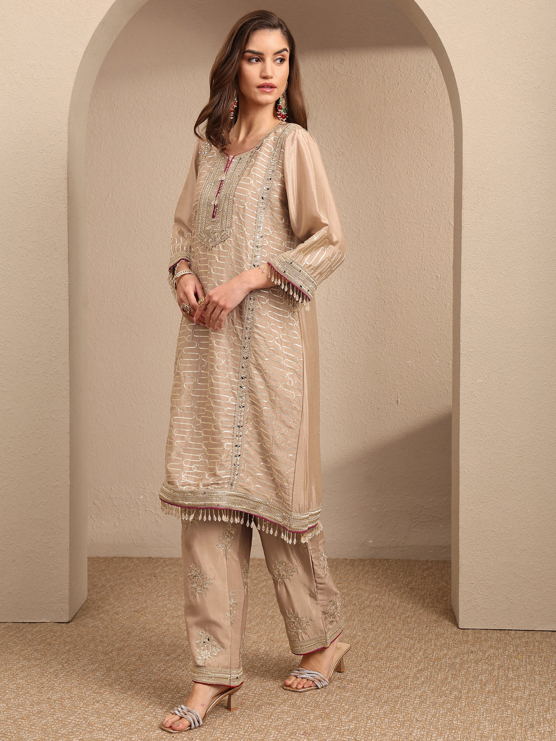  Beige Embroidered Silk Blend Straight Suit Set With Dupatta 