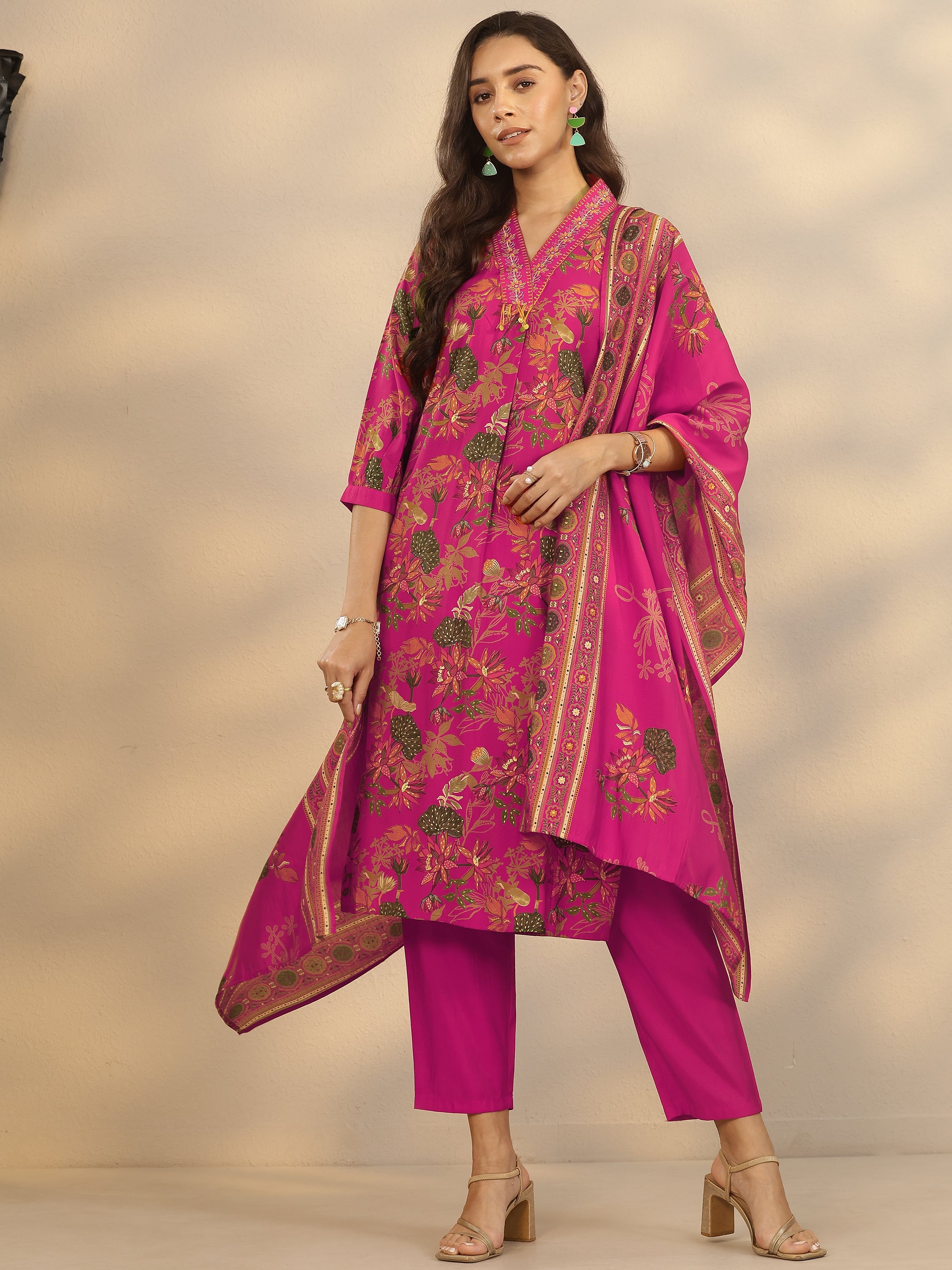 libas Pink Printed Silk Blend Straight Suit Set With Dupatta-picture-55