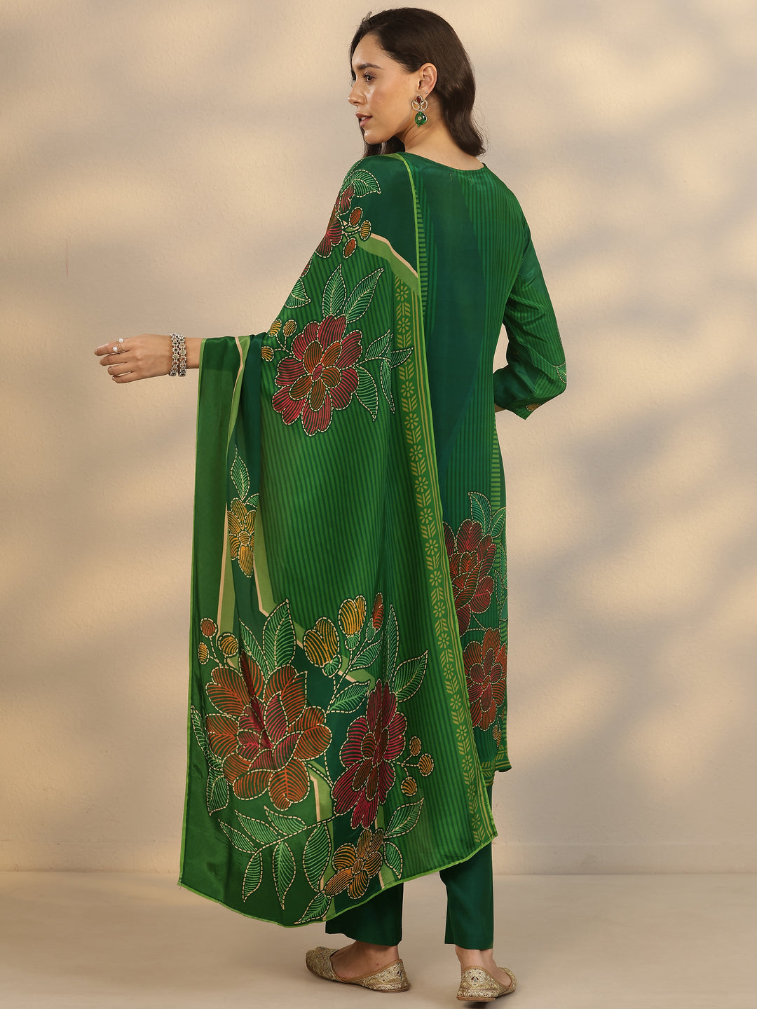  Green Printed Crepe Straight Suit Set With Dupatta 