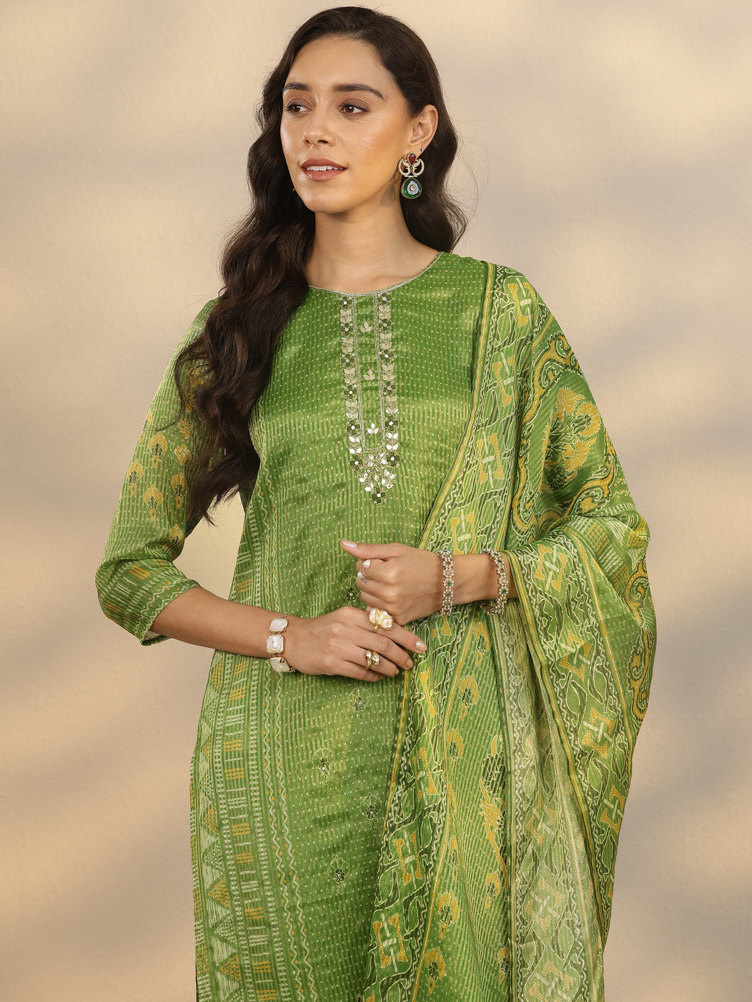  Green Printed Silk Blend Straight Suit Set With Dupatta 