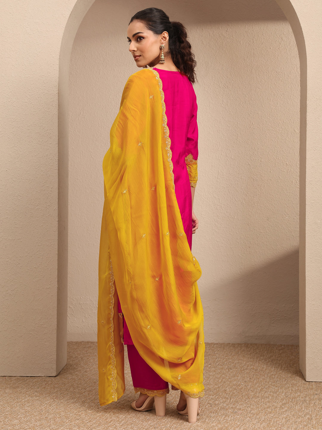  Pink Embroidered Silk Blend Straight Suit Set With Dupatta 