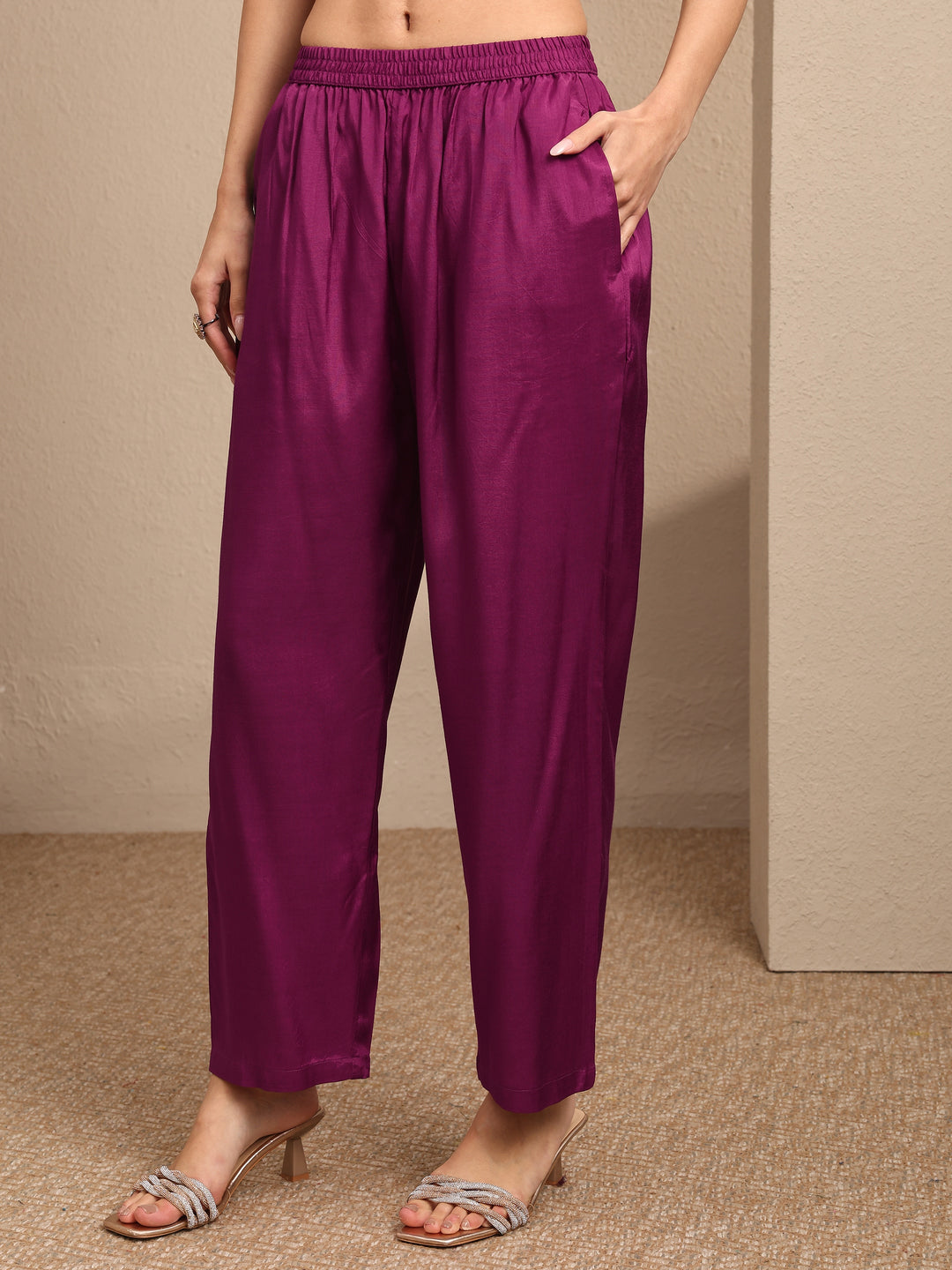  Pink Bandhani Printed Silk blend Straight Suit Set With Dupatta 