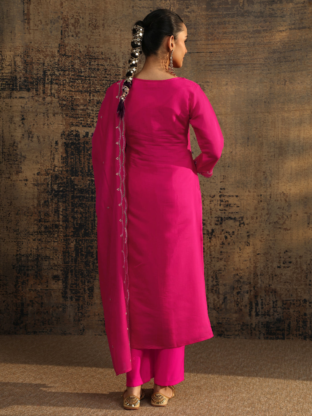  Pink Embroidered Silk Blend Straight Suit Set With Dupatta 