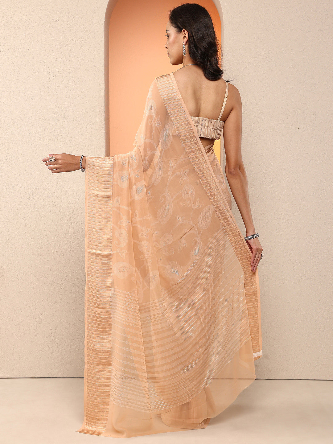  Peach Paisley Printed Georgette Saree With Unstitched Blouse Piece 