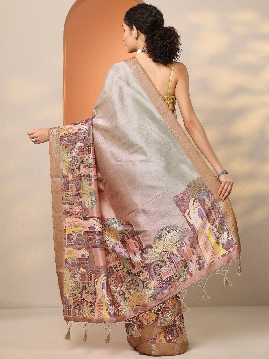  Peach Tribal Printed Silk Blend Saree With Unstitched Blouse Piece 