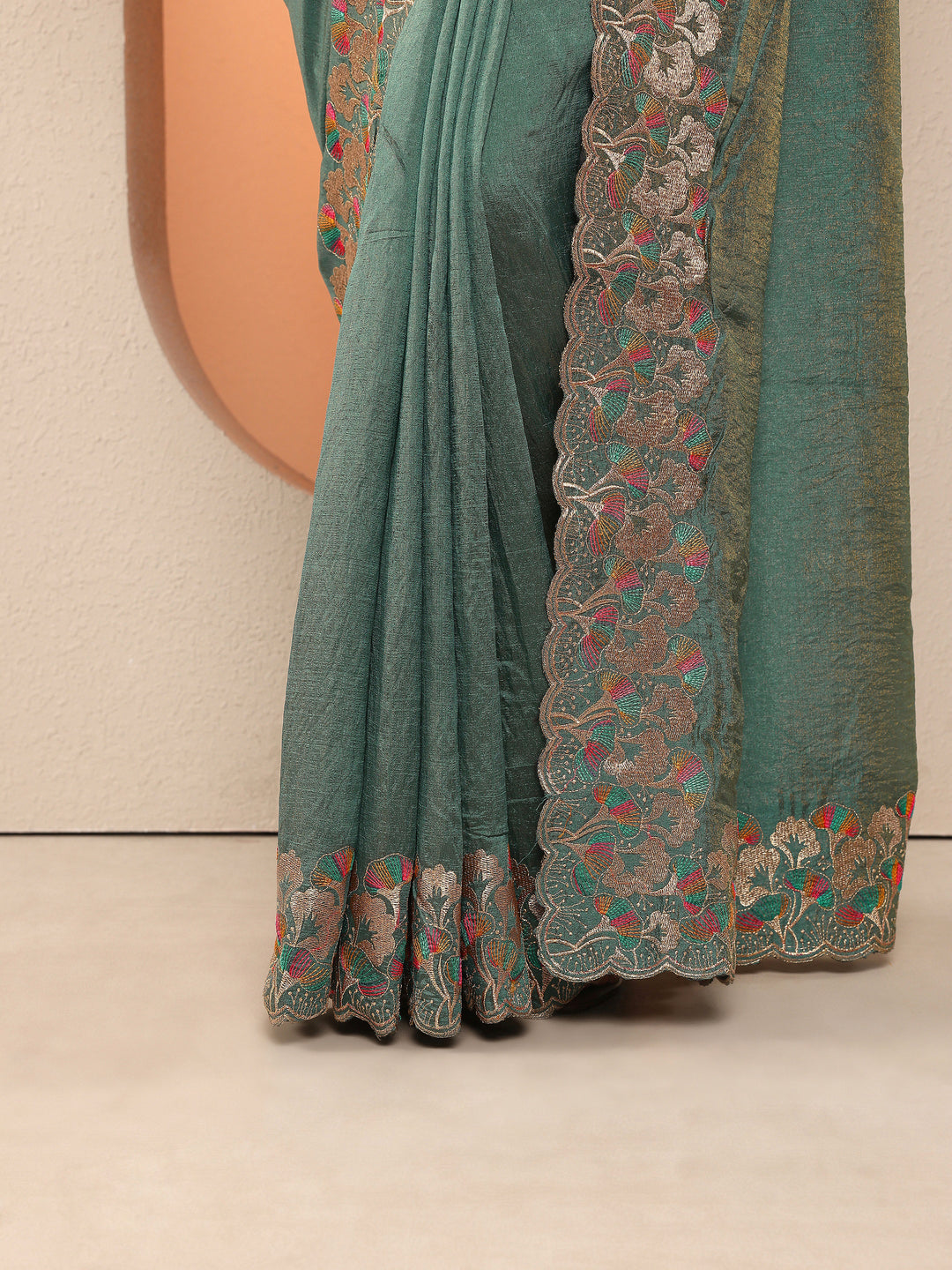  Green Solid Silk Blend Saree With Unstitched Blouse Piece 