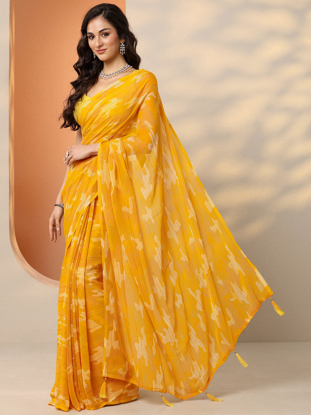  Yellow Printed Georgette Saree With Unstitched Blouse Piece 