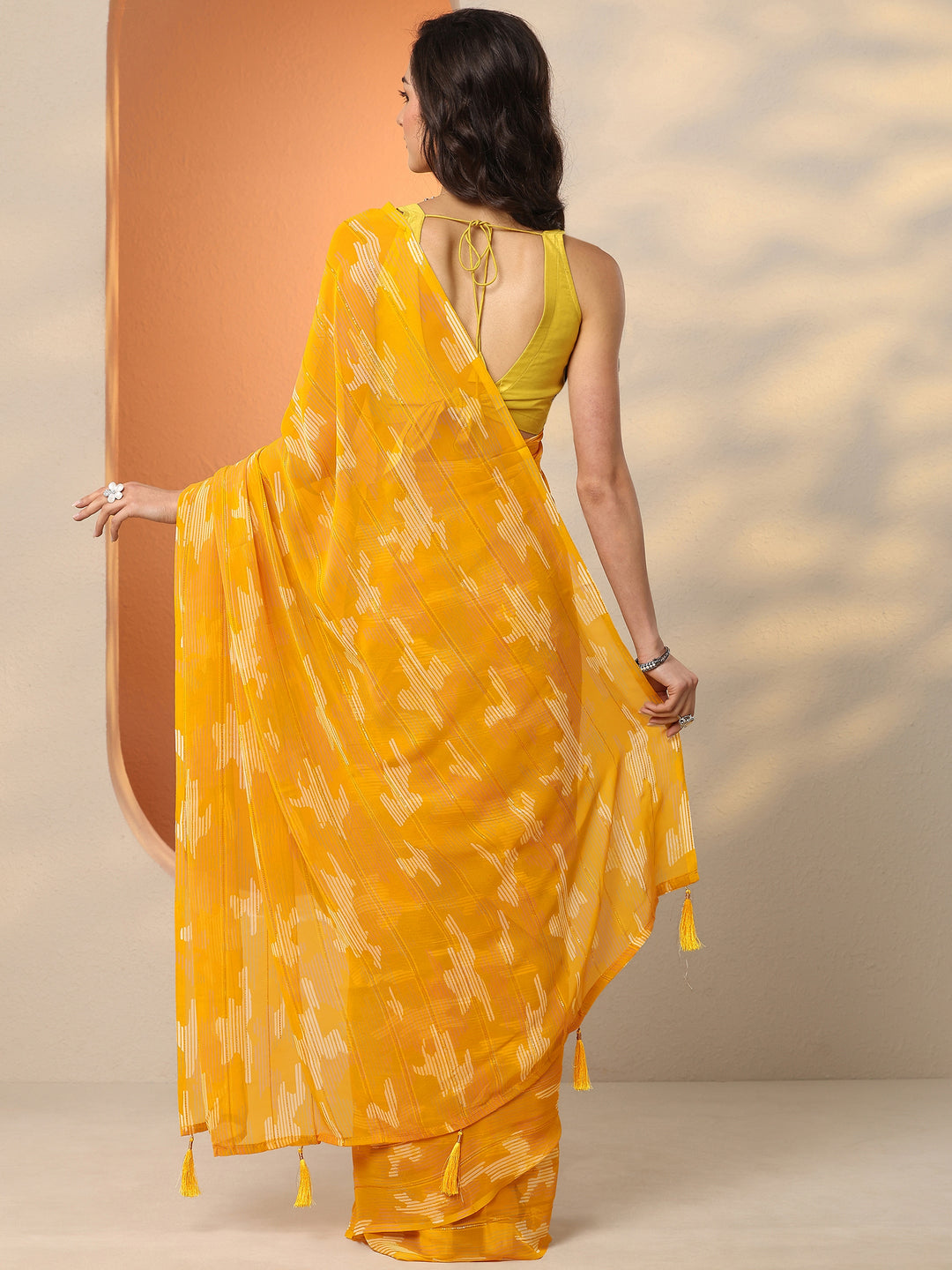  Yellow Printed Georgette Saree With Unstitched Blouse Piece 