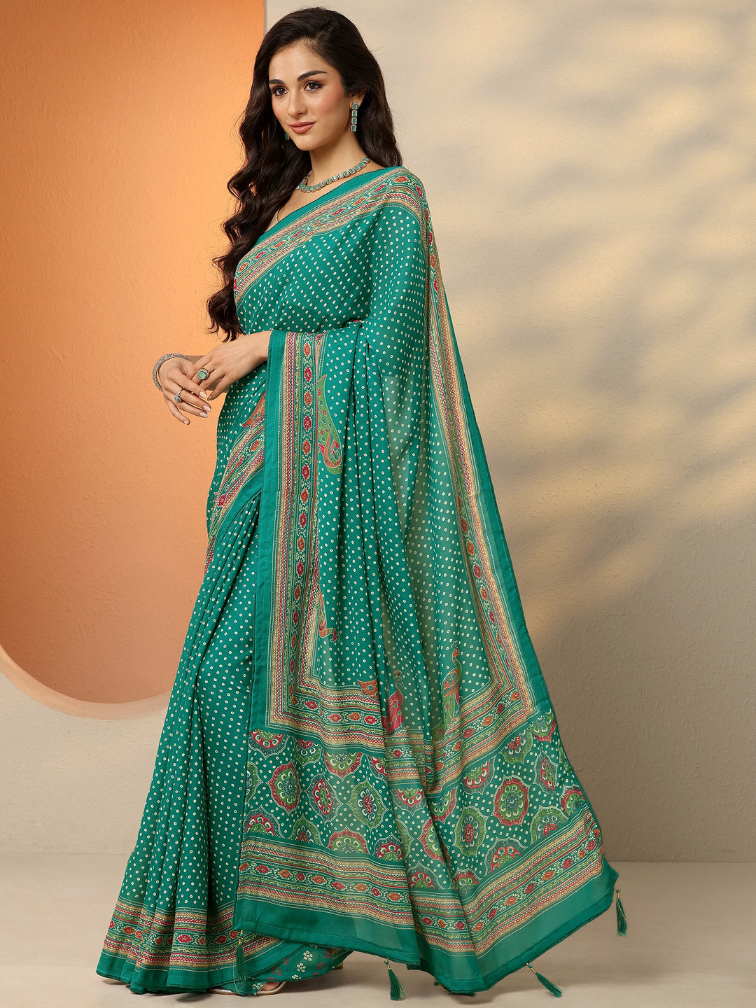  Green Bandhani Printed Silk Blend Saree With Unstitched Blouse Piece 