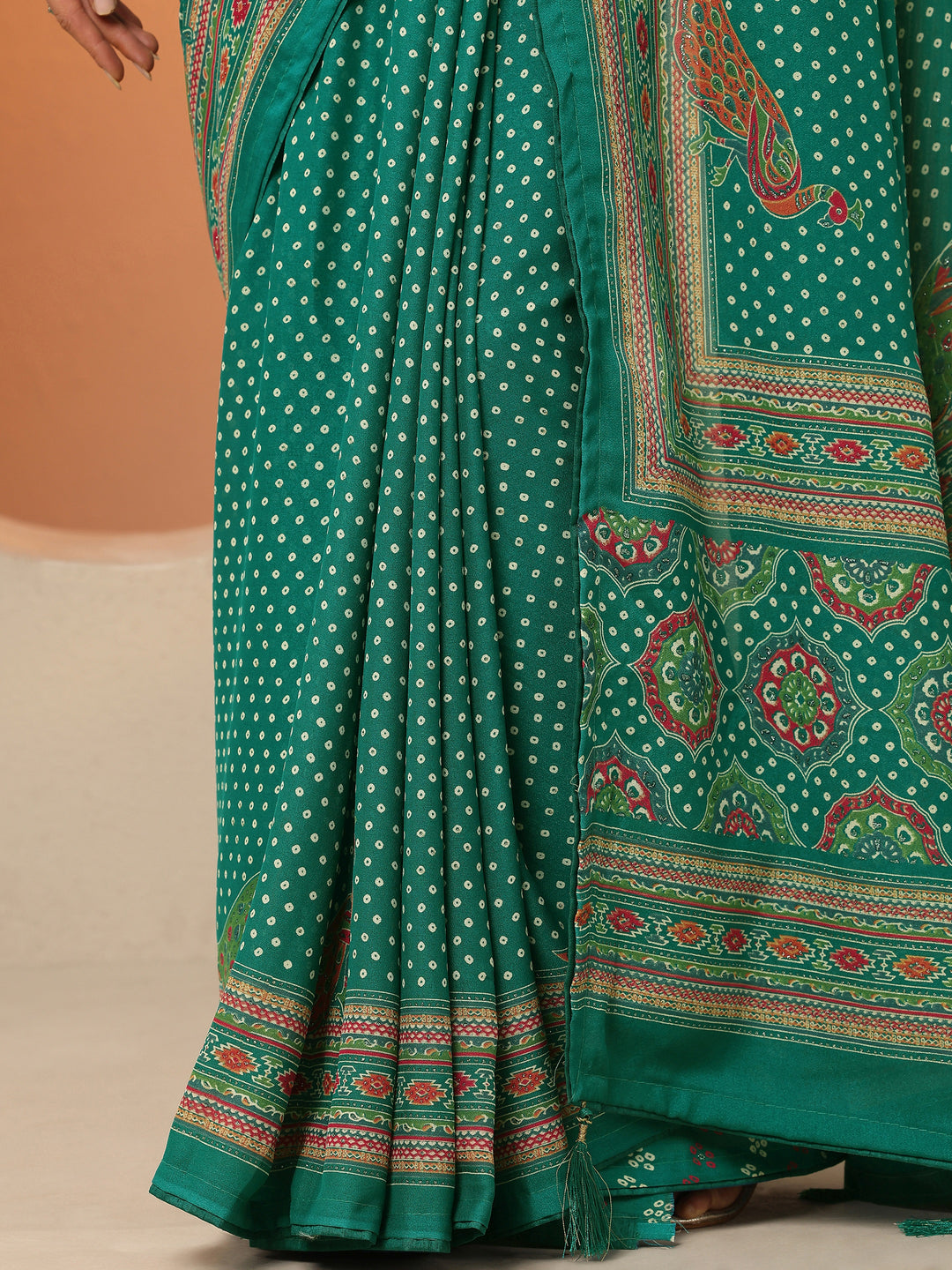  Green Bandhani Printed Silk Blend Saree With Unstitched Blouse Piece 