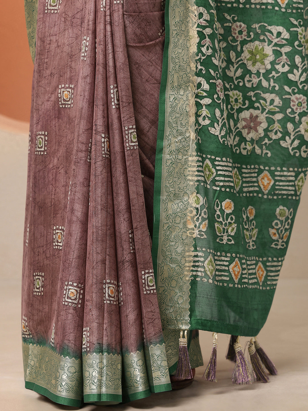  Mauve Printed Silk Blend Saree With Unstitched Blouse Piece 
