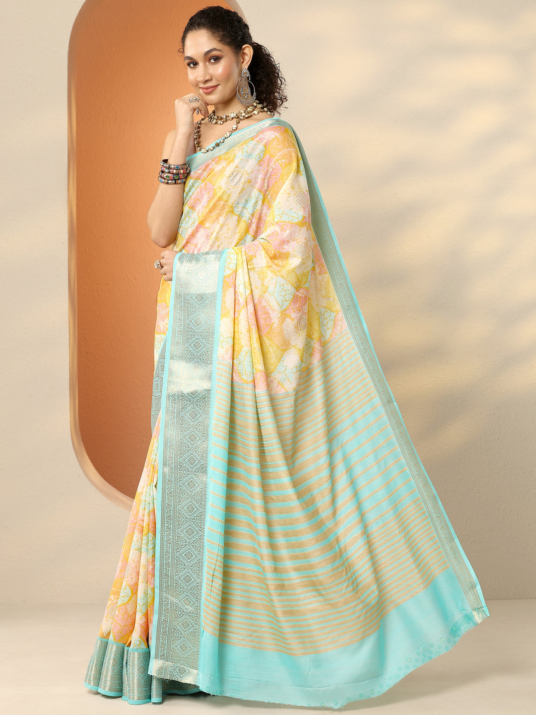  Multi Printed Silk Blend Saree With Unstitched Blouse Piece 